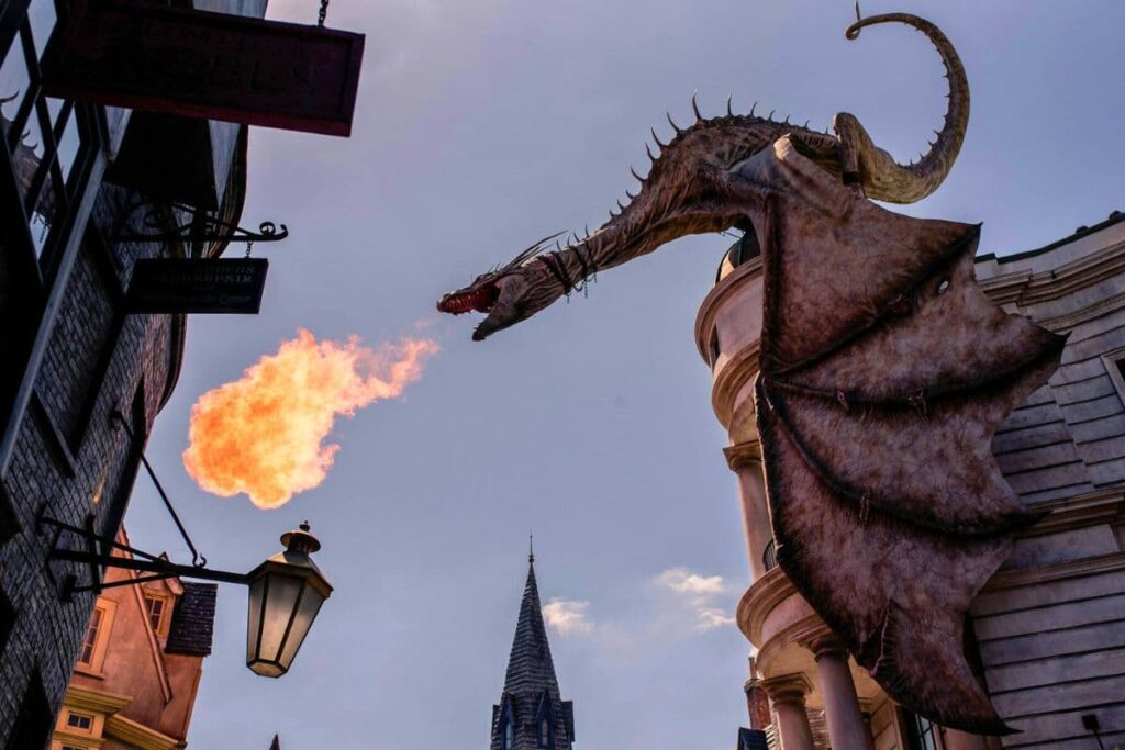 Harry Potter Diagon Alley Gringotts Dragon breathing fire